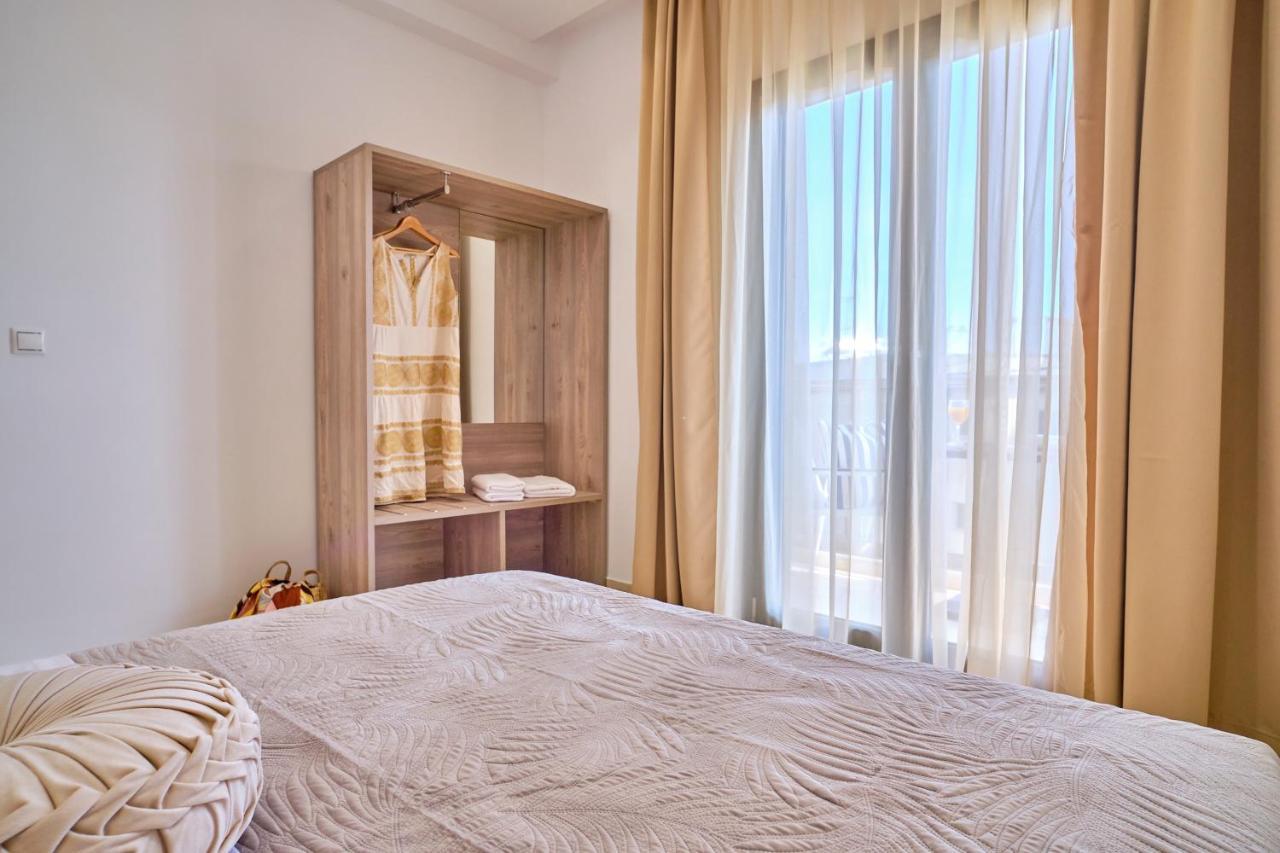 Sunflower Suites Gouvia Corfu Exteriör bild